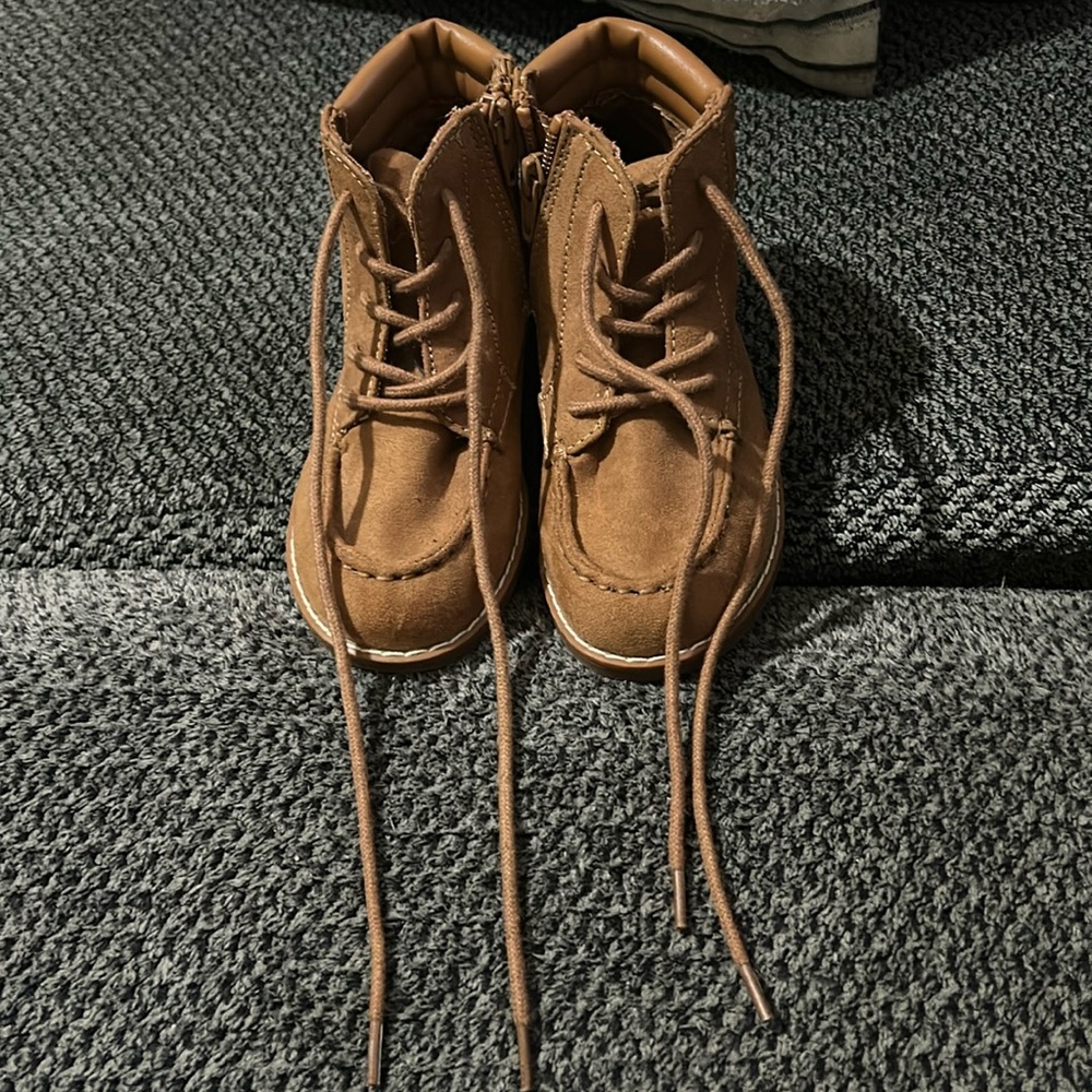 Old Navy toddler/kids boots size 11